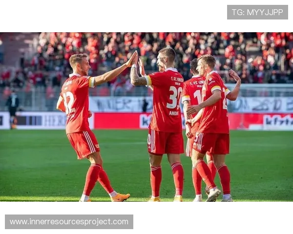 勒沃库森新星表现稳健，球队在德甲赛季初竞争力增强