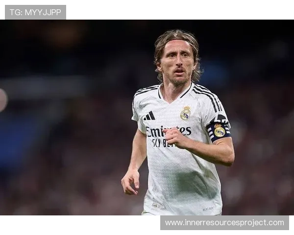 欧冠淘汰赛连续高光：莫德里奇的大场面表现