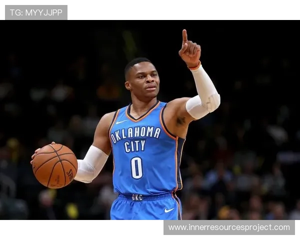 威斯布鲁克无球跑动占比提升，改变进攻发起方式